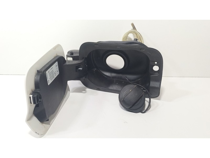Recambio de tapa exterior combustible para seat leon st (5f8) 1.0 tsi referencia OEM IAM 5F4809905F  