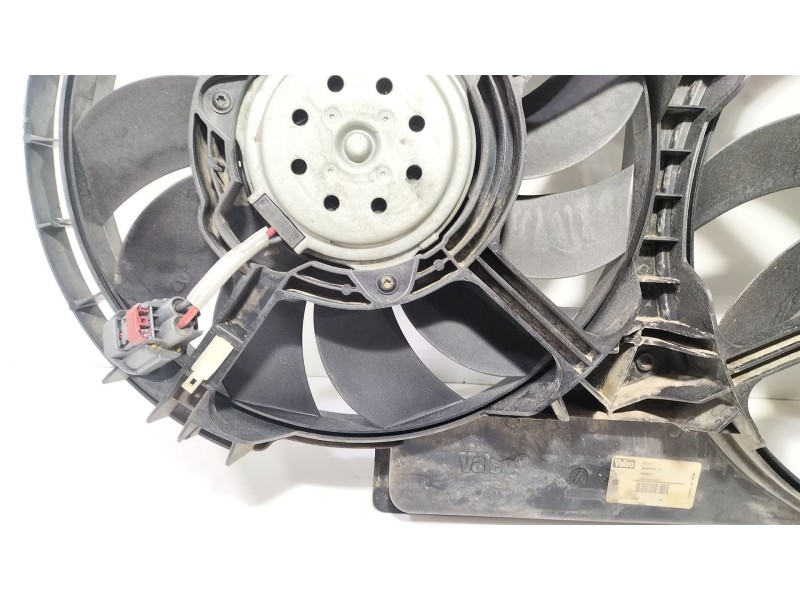 Recambio de electroventilador para chrysler voyager (rg) 2.5 crd grand voyager limited referencia OEM IAM MC1211868911P  