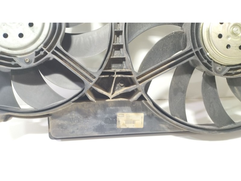 Recambio de electroventilador para chrysler voyager (rg) 2.5 crd grand voyager limited referencia OEM IAM MC1211868911P  