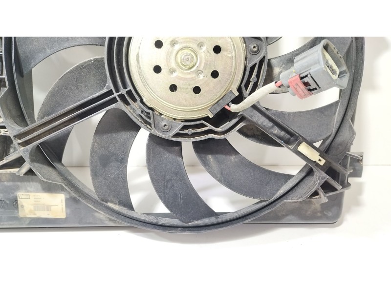 Recambio de electroventilador para chrysler voyager (rg) 2.5 crd grand voyager limited referencia OEM IAM MC1211868911P  