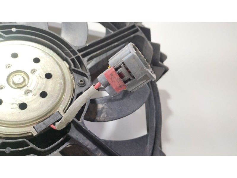 Recambio de electroventilador para chrysler voyager (rg) 2.5 crd grand voyager limited referencia OEM IAM MC1211868911P  