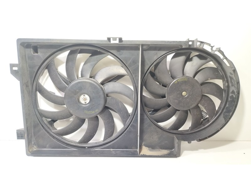 Recambio de electroventilador para chrysler voyager (rg) 2.5 crd grand voyager limited referencia OEM IAM MC1211868911P  