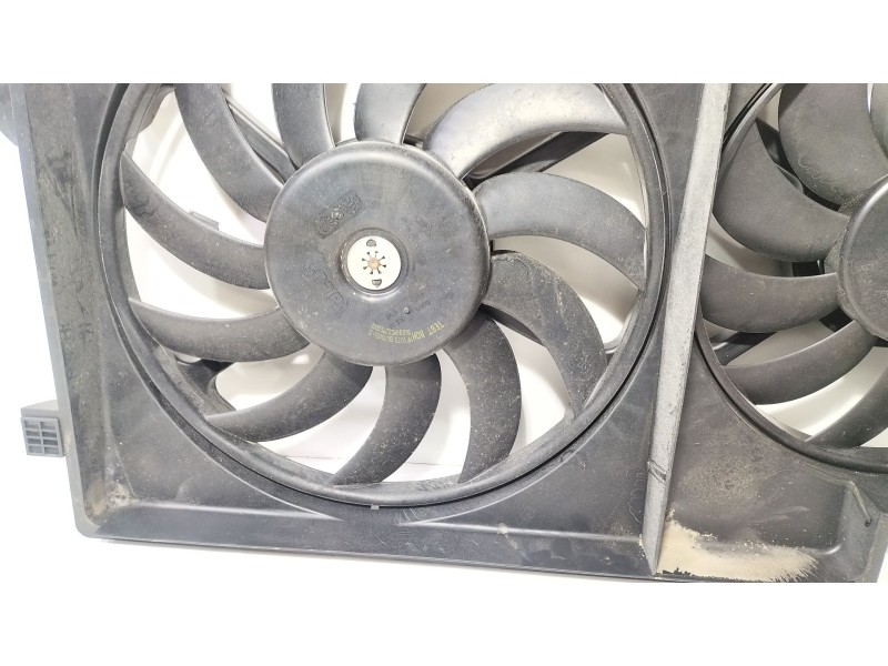 Recambio de electroventilador para chrysler voyager (rg) 2.5 crd grand voyager limited referencia OEM IAM MC1211868911P  