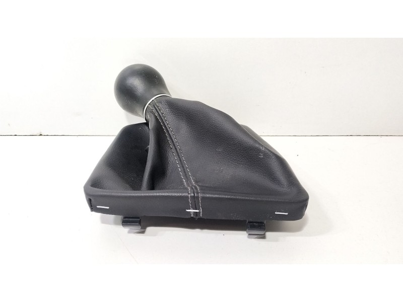 Recambio de pomo palanca cambio para seat leon st (5f8) 1.0 tsi referencia OEM IAM 5F1711113AK  