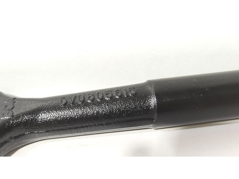 Recambio de gancho grua / tiro grua para skoda fabia iii (nj3) 1.4 tdi referencia OEM IAM 6V0805615  