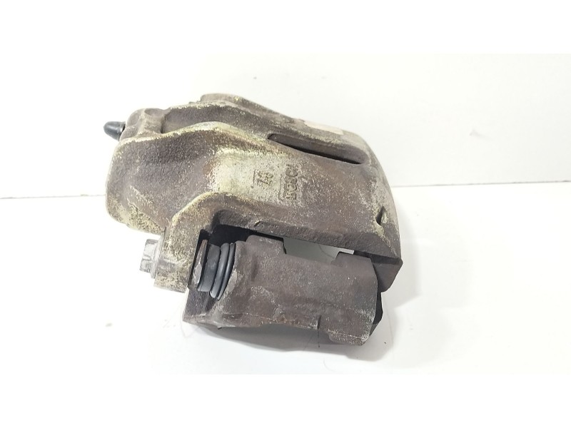 Recambio de pinza freno delantera izquierda para peugeot 206 berlina 1.6 hdi fap cat (9hz / dv6ted4) referencia OEM IAM 0204Y012