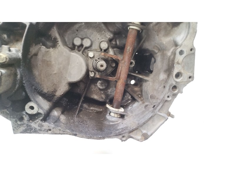 Recambio de caja cambios para citroën xsara berlina 1.9 diesel referencia OEM IAM 20TA87  