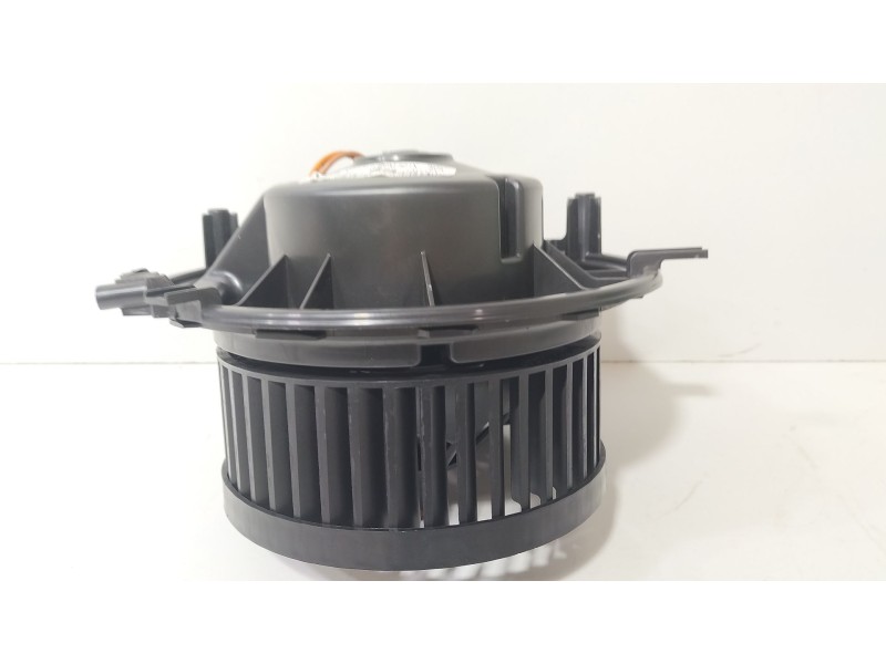 Recambio de motor calefaccion para seat leon st (5f8) 1.0 tsi referencia OEM IAM 5Q1819021F  