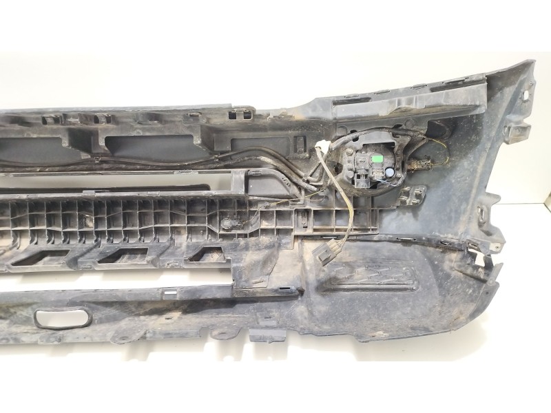 Recambio de paragolpes delantero para land rover discovery iv (l319) 3.0 sdv6 4x4 referencia OEM IAM LR058014  