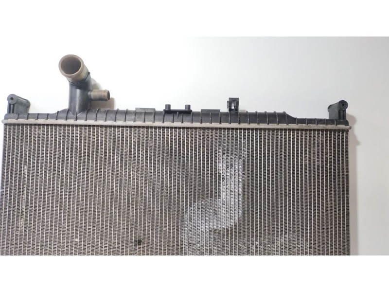 Recambio de radiador agua para land rover discovery iv (l319) 3.0 sdv6 4x4 referencia OEM IAM AH328005BA  