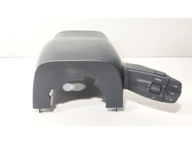 Recambio de moldura para seat ibiza iv st (6j8, 6p8) 1.2 tsi referencia OEM IAM 6J0858559  