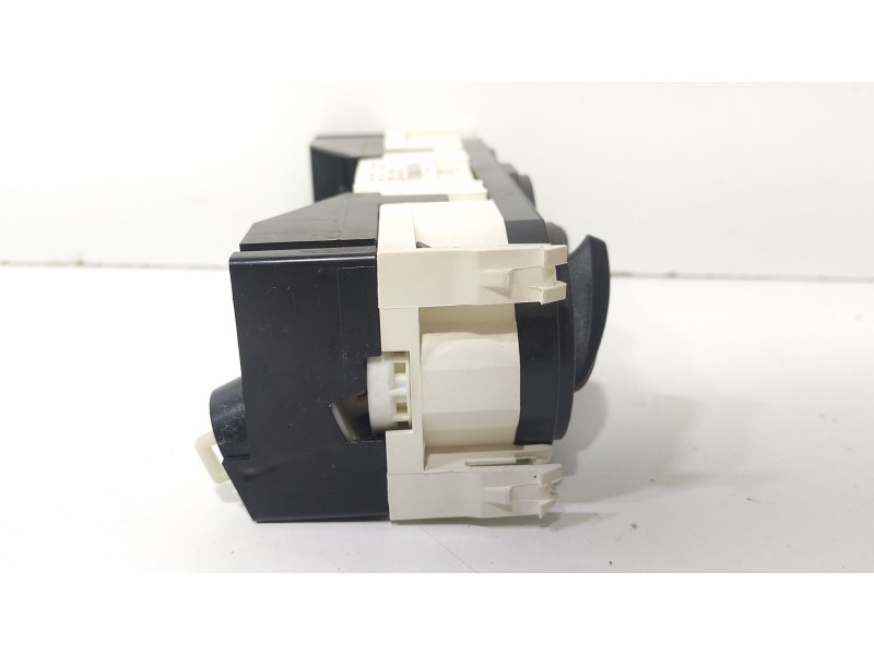 Recambio de mando climatizador para seat ibiza iv st (6j8, 6p8) 1.2 tsi referencia OEM IAM 6J0820045A  