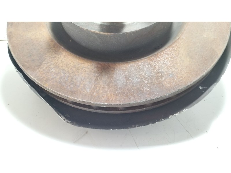 Recambio de mangueta delantera derecha para land rover discovery iv (l319) 3.0 sdv6 4x4 referencia OEM IAM LR056468  