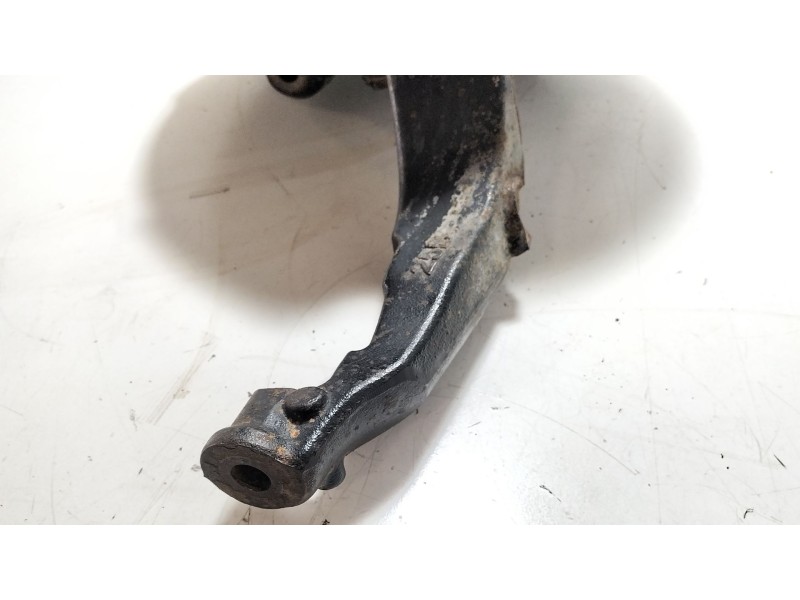 Recambio de mangueta delantera derecha para land rover discovery iv (l319) 3.0 sdv6 4x4 referencia OEM IAM LR056468  