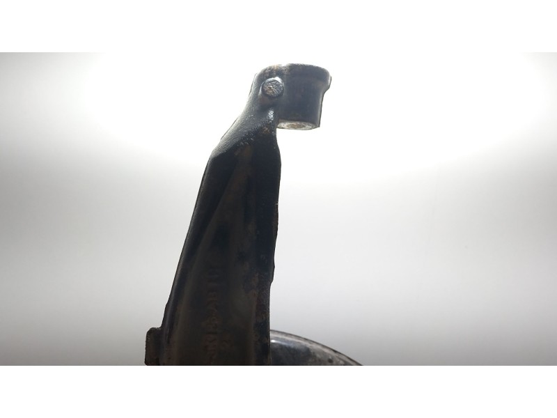 Recambio de mangueta delantera izquierda para land rover discovery iv (l319) 3.0 sdv6 4x4 referencia OEM IAM LR056469  