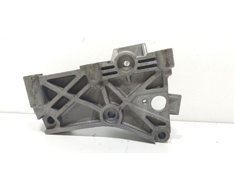 Recambio de soporte motor para renault scenic ii 1.5 dci diesel referencia OEM IAM 8200871583  
