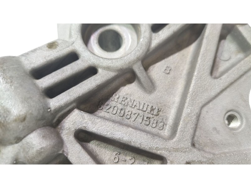 Recambio de soporte motor para renault scenic ii 1.5 dci diesel referencia OEM IAM 8200871583  