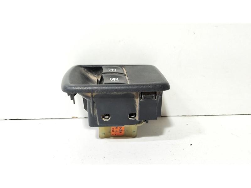 Recambio de mando elevalunas delantero izquierdo para renault kangoo / grand kangoo ii (kw0/1_) 1.5 dci 70 (kw0v, kw0a) referenc