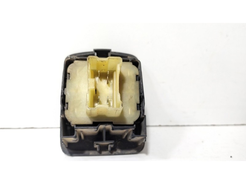 Recambio de mando elevalunas delantero izquierdo para renault kangoo / grand kangoo ii (kw0/1_) 1.5 dci 70 (kw0v, kw0a) referenc