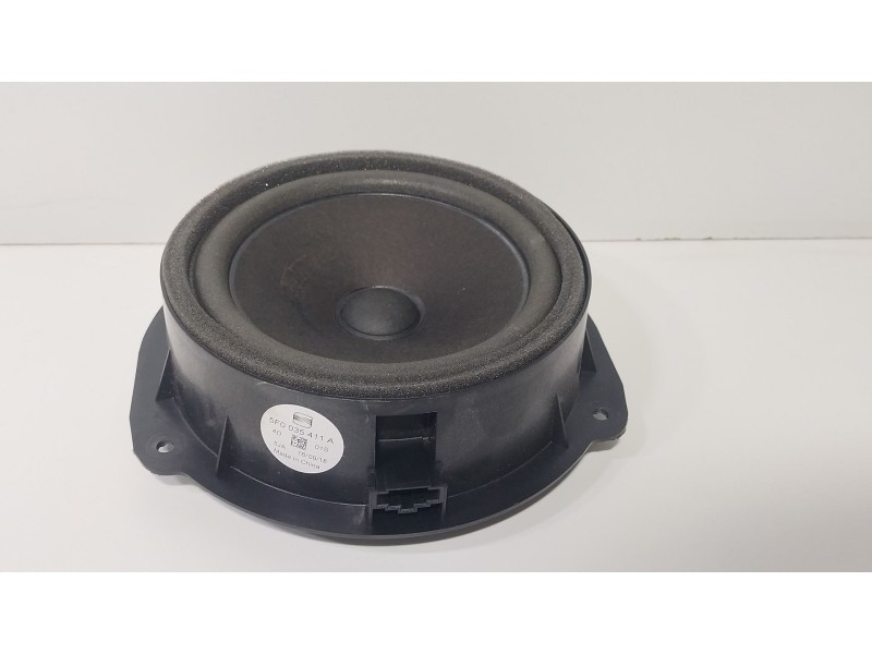 Recambio de altavoz para seat leon st (5f8) 1.0 tsi referencia OEM IAM 5F0035411A  
