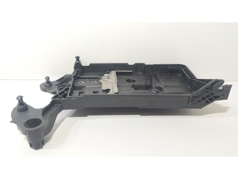 Recambio de soporte bateria para seat leon st (5f8) 1.0 tsi referencia OEM IAM 5Q0915331K  