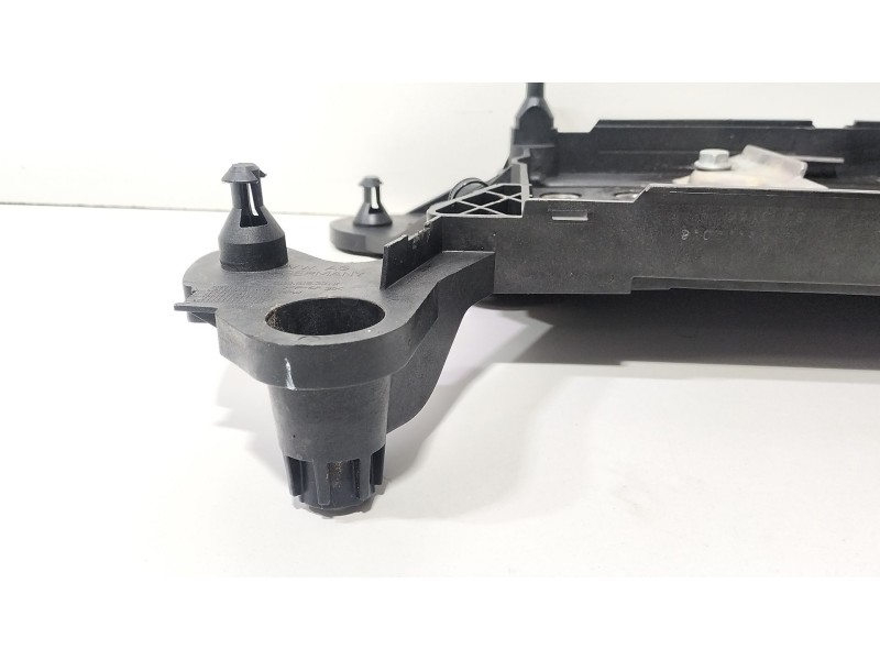 Recambio de soporte bateria para seat leon st (5f8) 1.0 tsi referencia OEM IAM 5Q0915331K  
