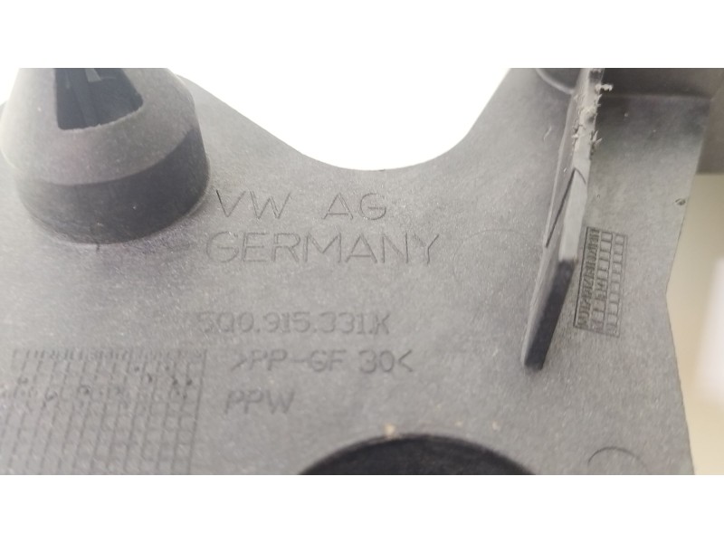 Recambio de soporte bateria para seat leon st (5f8) 1.0 tsi referencia OEM IAM 5Q0915331K  