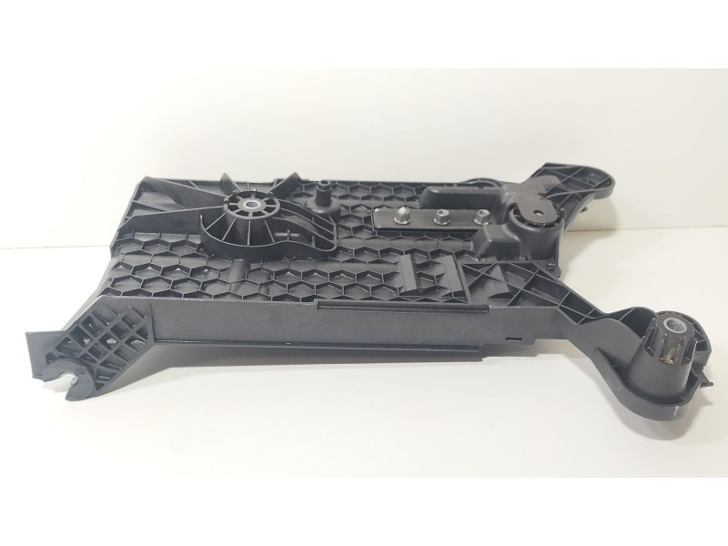 Recambio de soporte bateria para seat leon st (5f8) 1.0 tsi referencia OEM IAM 5Q0915331K  