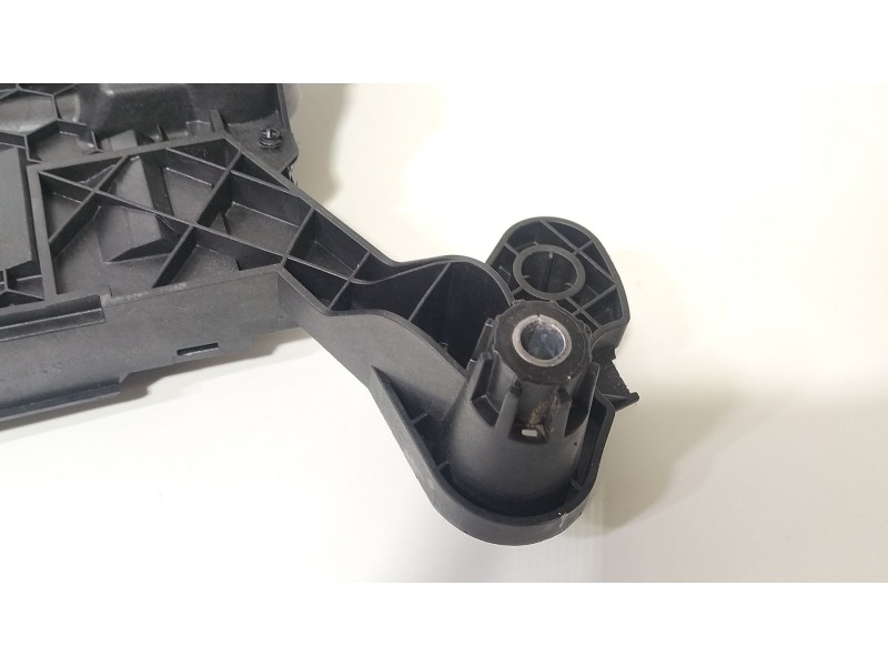 Recambio de soporte bateria para seat leon st (5f8) 1.0 tsi referencia OEM IAM 5Q0915331K  