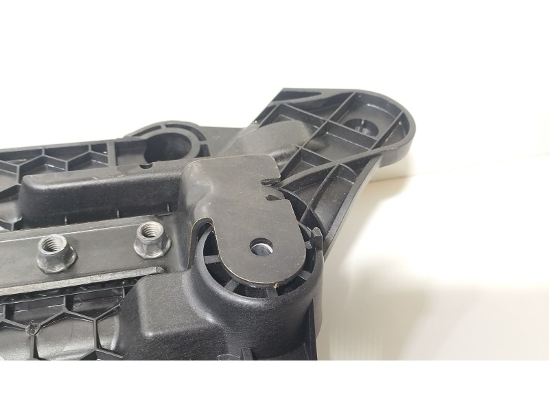 Recambio de soporte bateria para seat leon st (5f8) 1.0 tsi referencia OEM IAM 5Q0915331K  