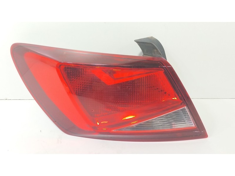 Recambio de piloto trasero izquierdo para seat leon st (5f8) 1.0 tsi referencia OEM IAM 5F0945095D  