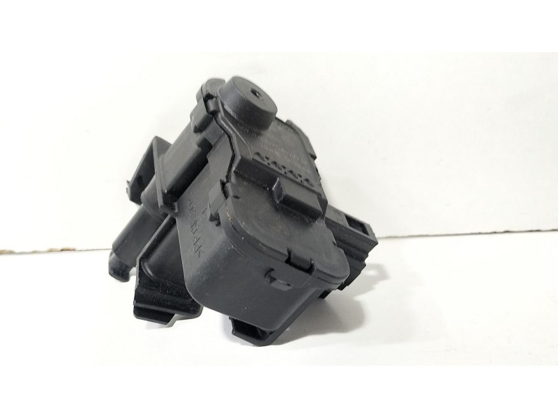 Recambio de motor tapa combustible para seat leon st (5f8) 1.0 tsi referencia OEM IAM 0810773F  