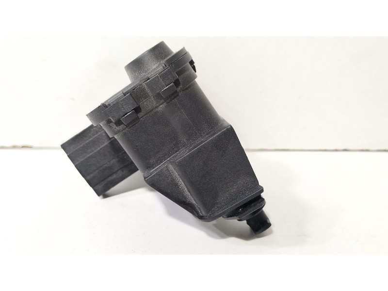 Recambio de motor tapa combustible para seat leon st (5f8) 1.0 tsi referencia OEM IAM 0810773F  