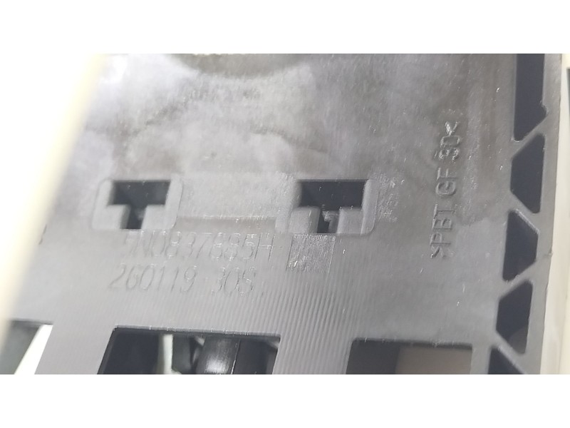 Recambio de maneta exterior delantera izquierda para seat leon st (5f8) 1.0 tsi referencia OEM IAM 5N0837685H  