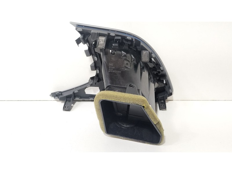 Recambio de rejilla aireadora para seat leon st (5f8) 1.0 tsi referencia OEM IAM 5F1820901D  