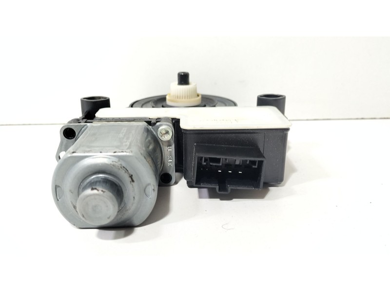 Recambio de motor elevalunas trasero derecho para seat leon st (5f8) 1.0 tsi referencia OEM IAM 5Q0959812E  