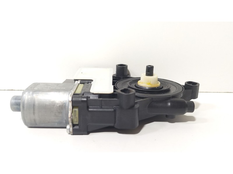 Recambio de motor elevalunas trasero izquierdo para seat leon st (5f8) 1.0 tsi referencia OEM IAM 5Q0959811E  