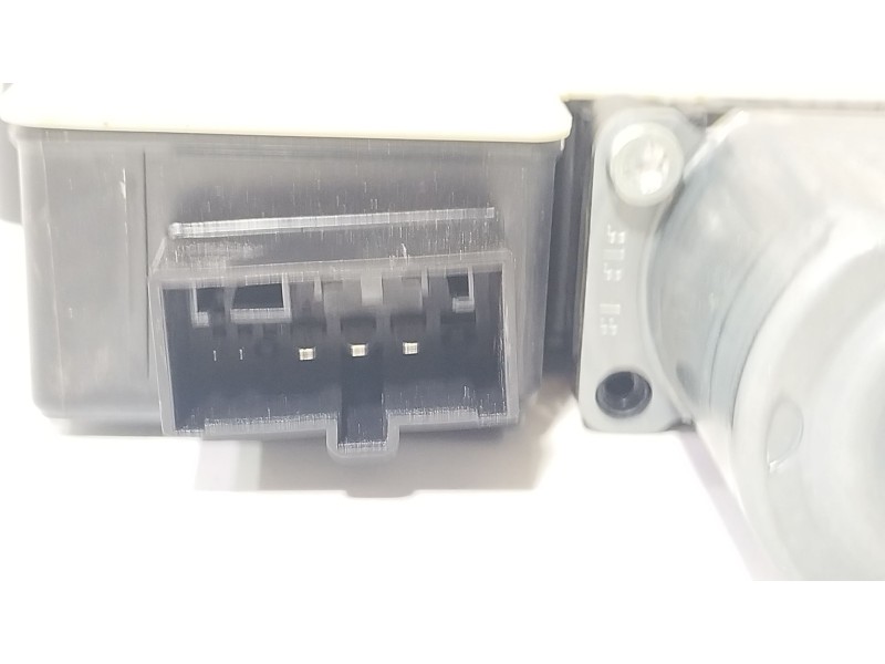 Recambio de motor elevalunas trasero izquierdo para seat leon st (5f8) 1.0 tsi referencia OEM IAM 5Q0959811E  