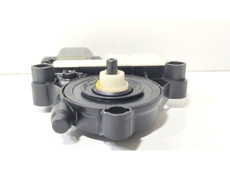 Recambio de motor elevalunas trasero izquierdo para seat leon st (5f8) 1.0 tsi referencia OEM IAM 5Q0959811E  