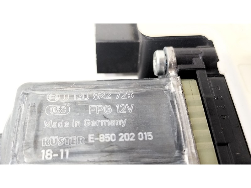 Recambio de motor elevalunas trasero izquierdo para seat leon st (5f8) 1.0 tsi referencia OEM IAM 5Q0959811E  