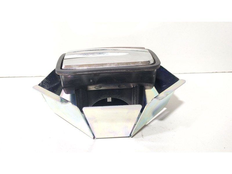 Recambio de maneta exterior porton para seat leon st (5f8) 1.0 tsi referencia OEM IAM 5F0827565D  