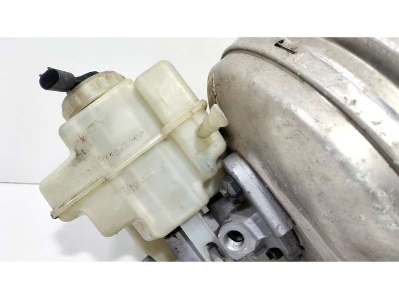 Recambio de servofreno para bmw serie 5 berlina (e60) 3.0 turbodiesel cat referencia OEM IAM LAC115THE  