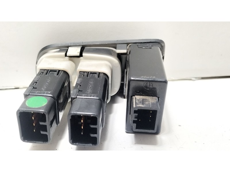 Recambio de interruptor para kia sportage ii (je_, km_) 2.0 crdi 4wd referencia OEM IAM 202002962  