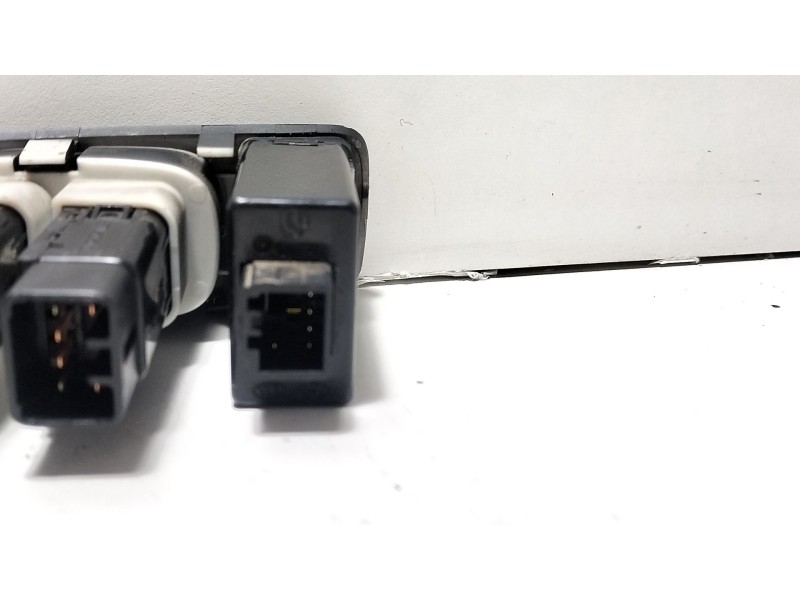 Recambio de interruptor para kia sportage ii (je_, km_) 2.0 crdi 4wd referencia OEM IAM 202002962  