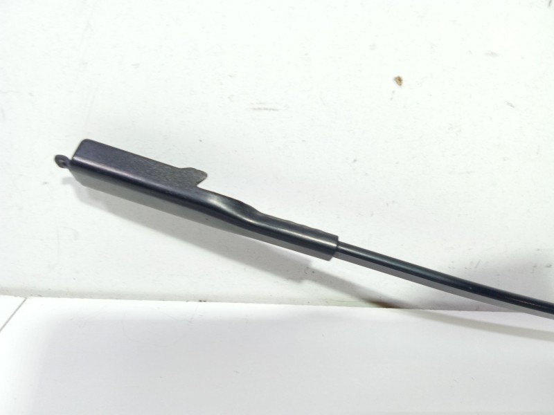 Recambio de brazo limpia delantero derecho para bmw 3 (f30, f80) 318 d referencia OEM IAM 000026577B  