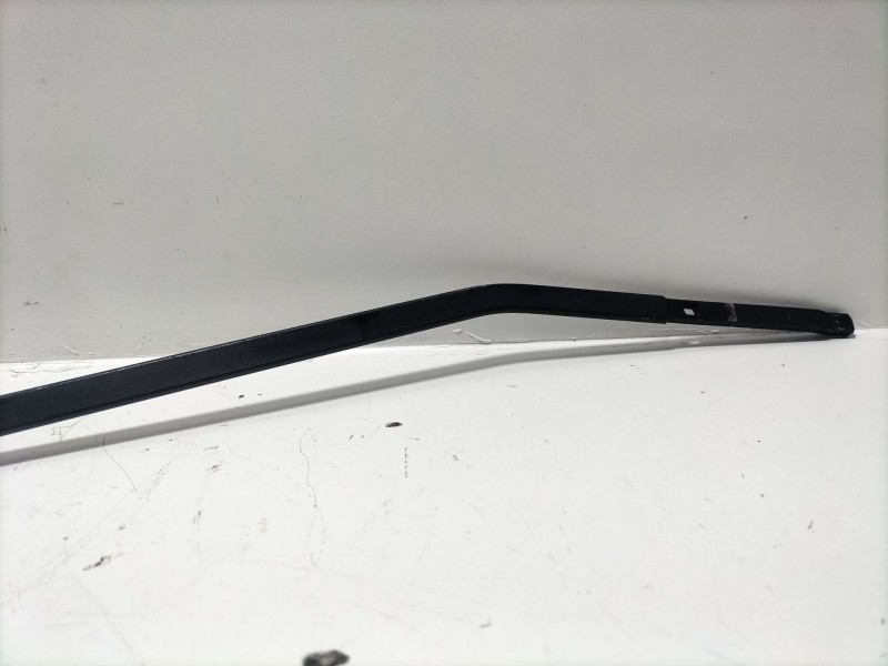 Recambio de brazo limpia delantero derecho para renault scenic iii 1.5 dci diesel fap referencia OEM IAM 288860003R  