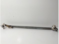 Recambio de brazo limpia delantero derecho para nissan terrano ii (r20) 3.0 di 4wd referencia OEM IAM TERRANO II (R20) 2.7 TDi 4