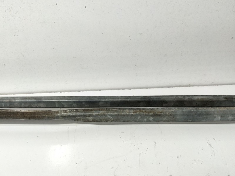 Recambio de brazo limpia delantero derecho para nissan terrano ii (r20) 3.0 di 4wd referencia OEM IAM TERRANO II (R20) 2.7 TDi 4