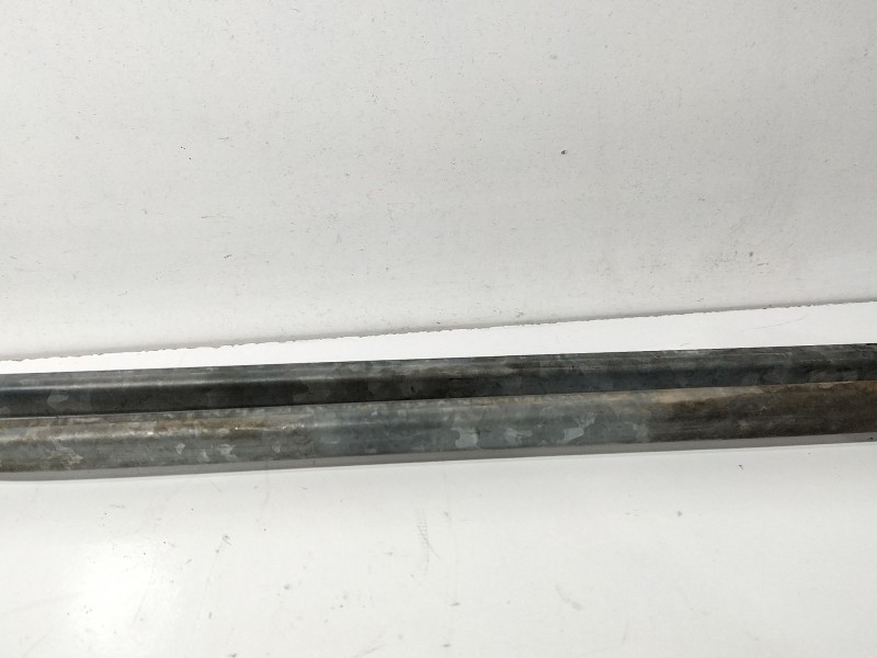 Recambio de brazo limpia delantero derecho para nissan terrano ii (r20) 3.0 di 4wd referencia OEM IAM TERRANO II (R20) 2.7 TDi 4