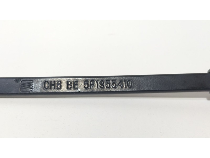Recambio de brazo limpia delantero derecho para seat leon st (5f8) 1.0 tsi referencia OEM IAM 5F1955410  